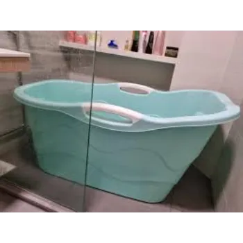 plastic-bathtub09[1]-1415741-92207.webp